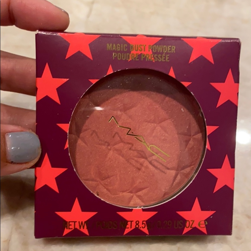 MAC Dust Powder